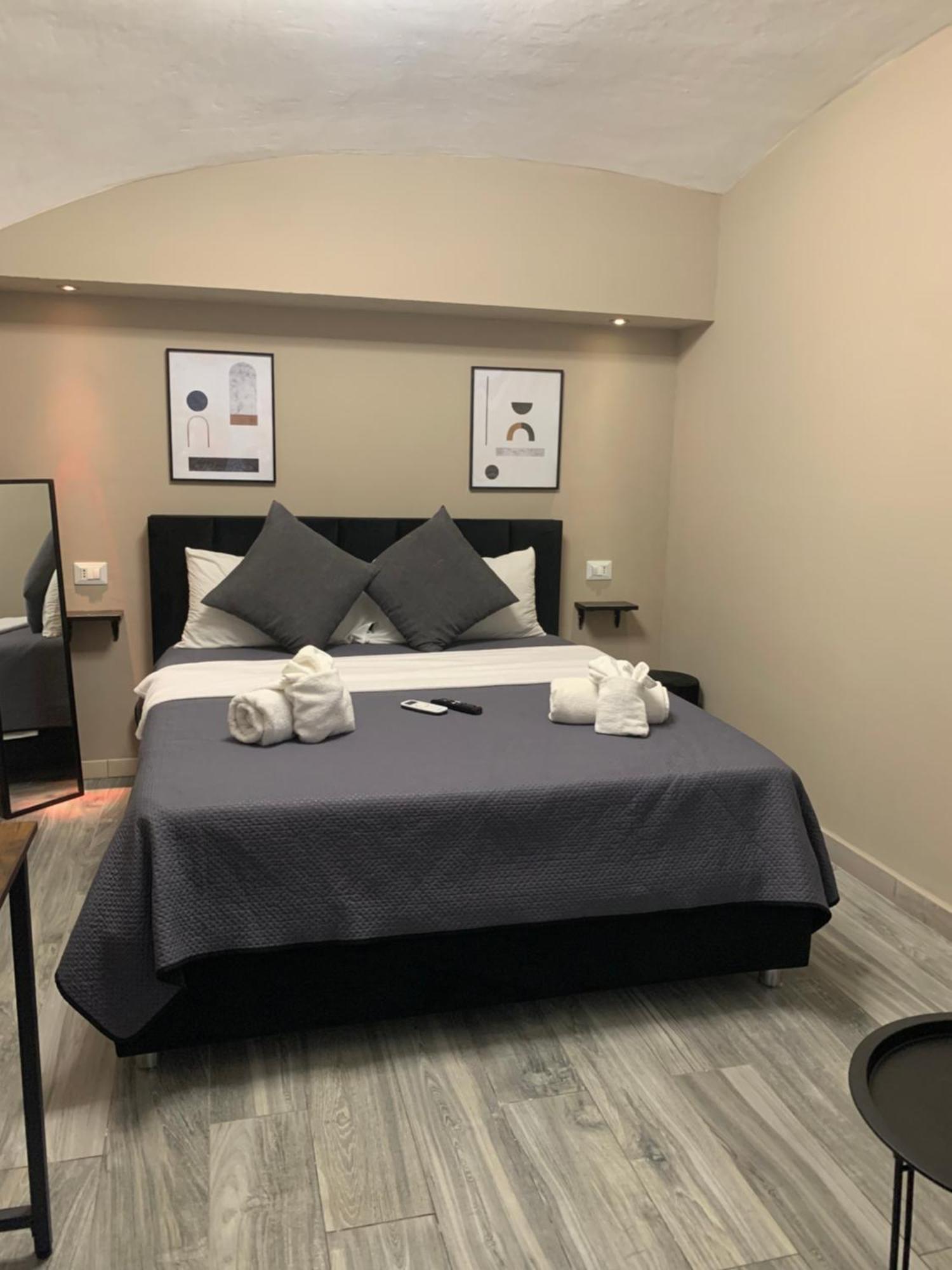 Pendino Rooms Nápoly Kültér fotó